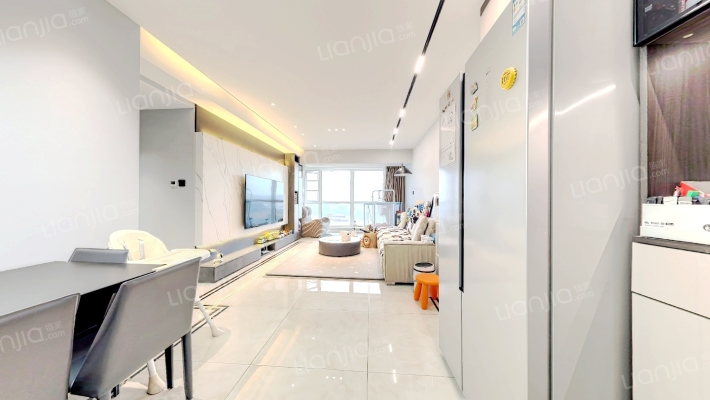 保利狮子湖红杉郡二手房实景图