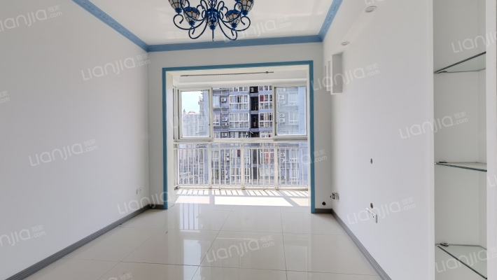 渝新花园二手房实景图