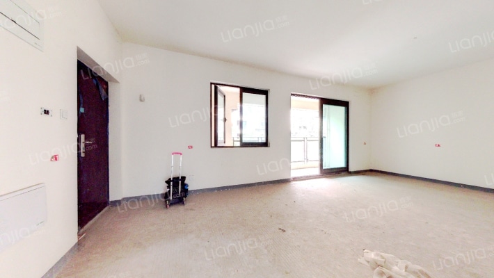 荣盛锦绣南山C区二手房实景图