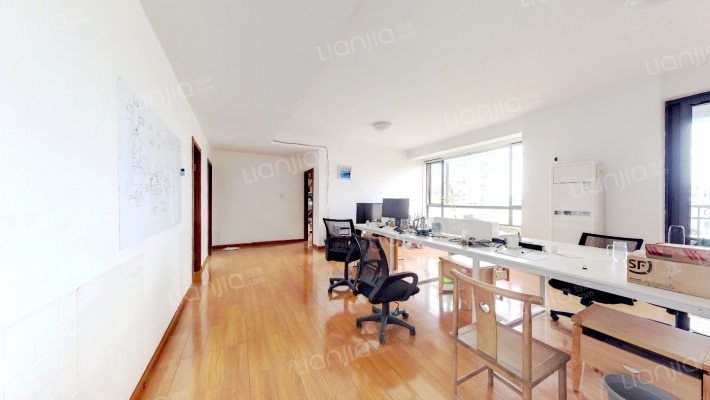 白金海岸二手房实景图