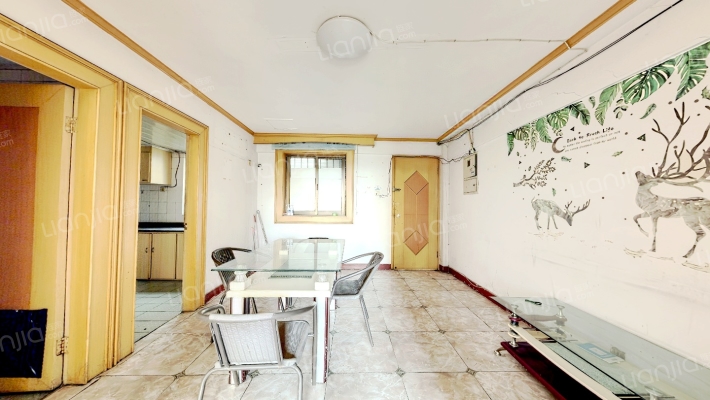 沪士小区二手房实景图