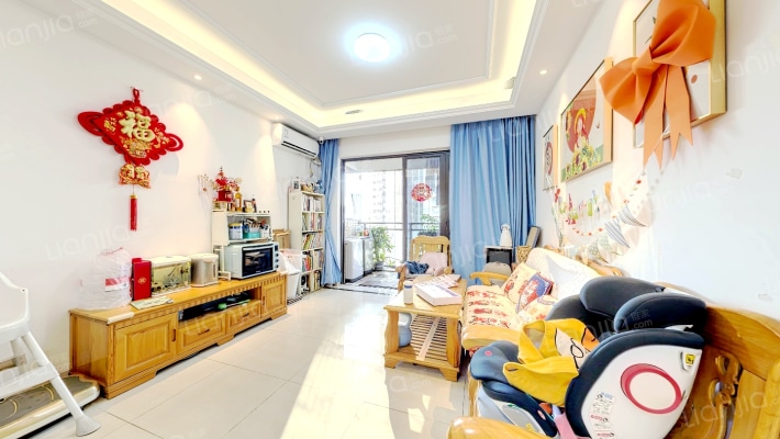 华盛观荟名庭二手房实景图