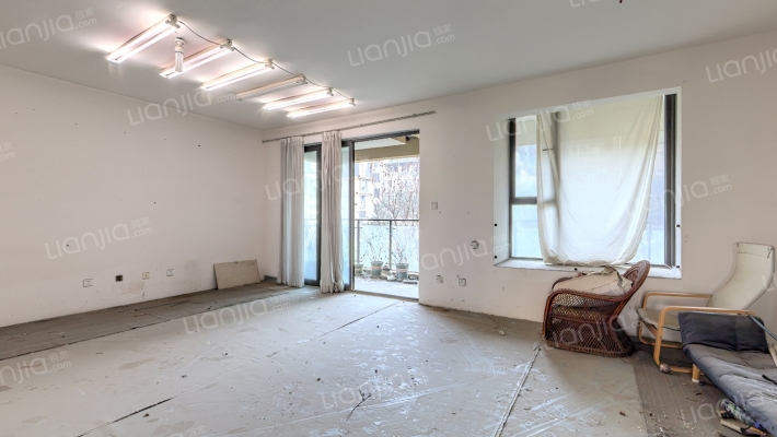 琥珀庭院二手房实景图