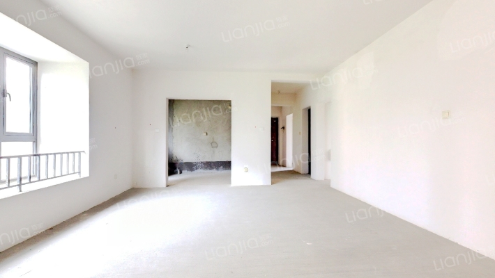 千禧河畔B区二手房实景图