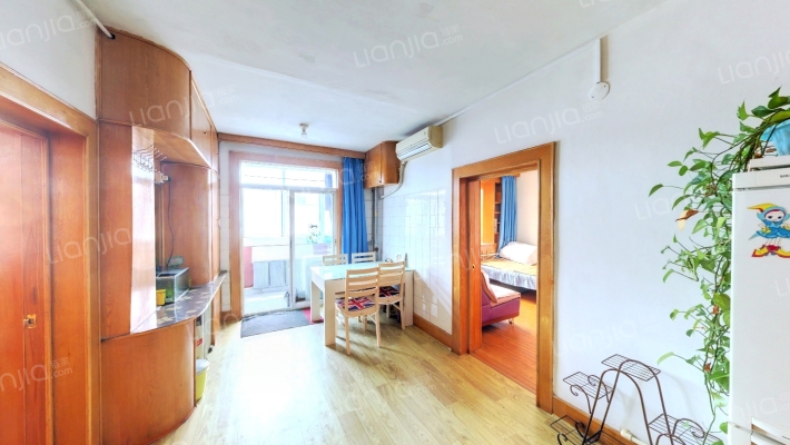 北四中路11号二手房实景图