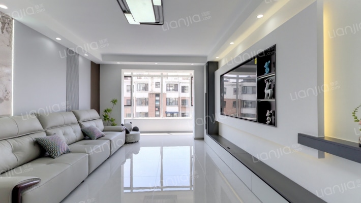 加华小城二手房实景图