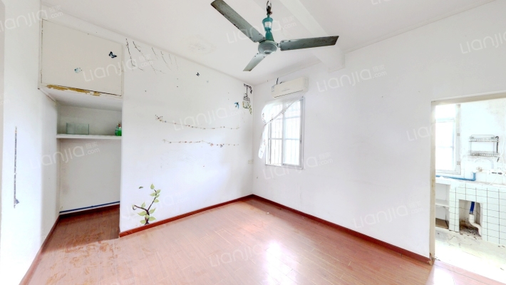 华师大学宿舍北区二手房实景图