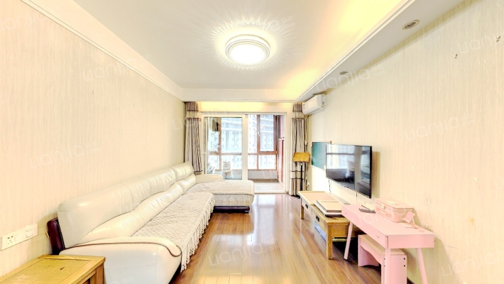 万科城二期二手房实景图