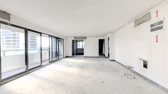 澜沁臻品府北区二手房实景图