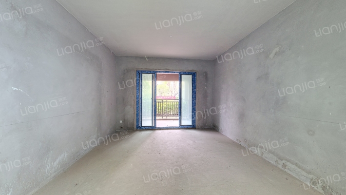 盛唐叠彩山二期二手房实景图