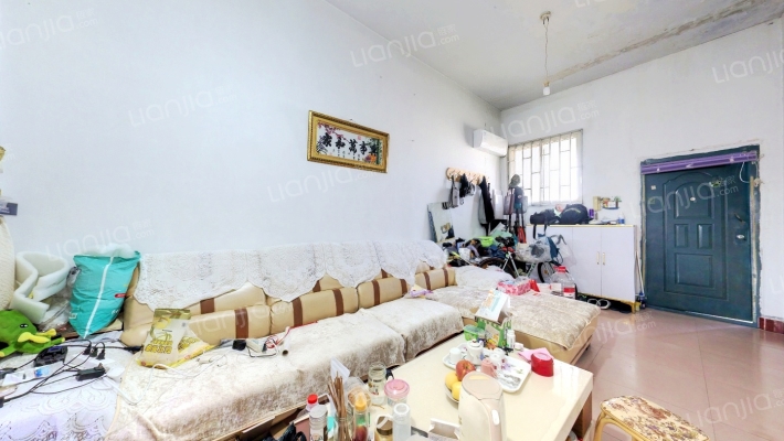 灯具市场商住楼二手房实景图