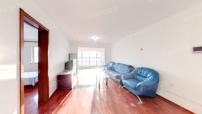 提拉米苏二手房实景图