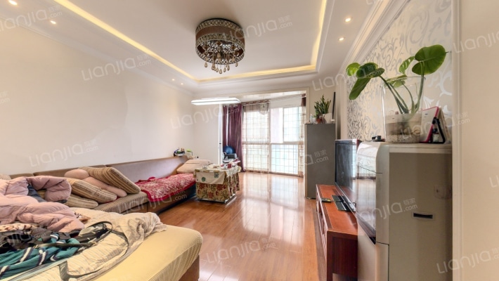 百灵阳光小区二手房实景图