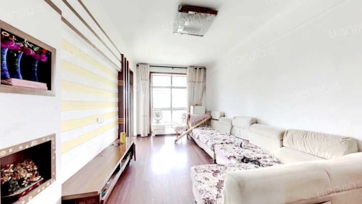 荣昌花园二手房实景图