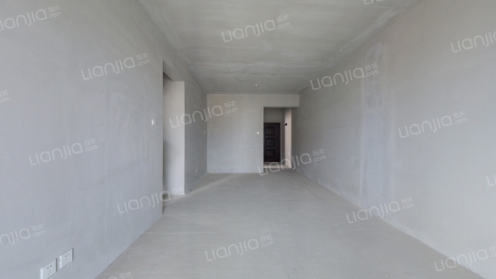 外滩东岸天宸二手房实景图