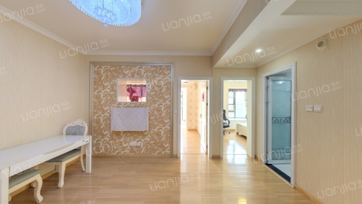 丽都世家A区二手房实景图