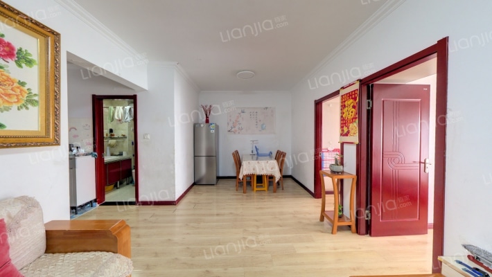 天润广场二手房实景图