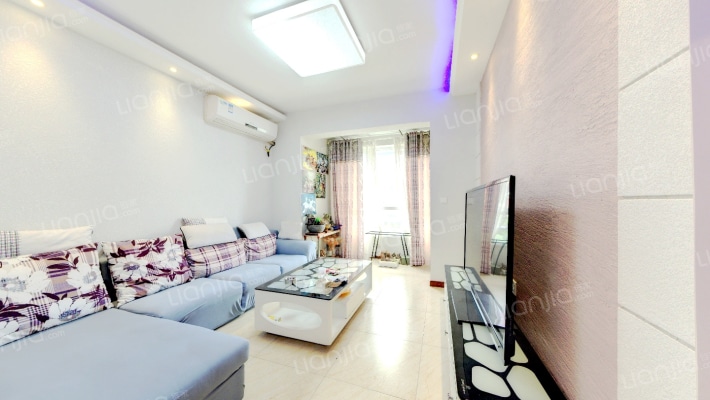 沿海赛洛城红堡二手房实景图