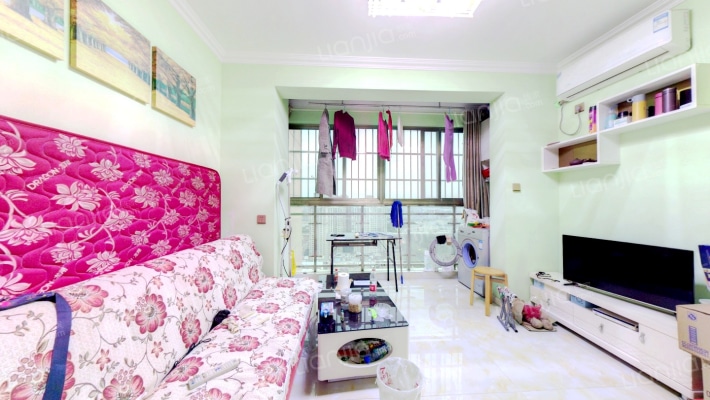 东西湖中心广场二手房实景图