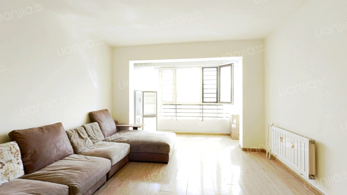 文海溪畔二手房实景图