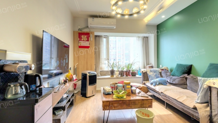 蓝润光华春天A区二手房实景图