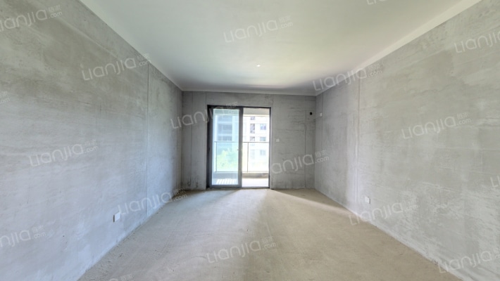 融创福州府D区二手房实景图