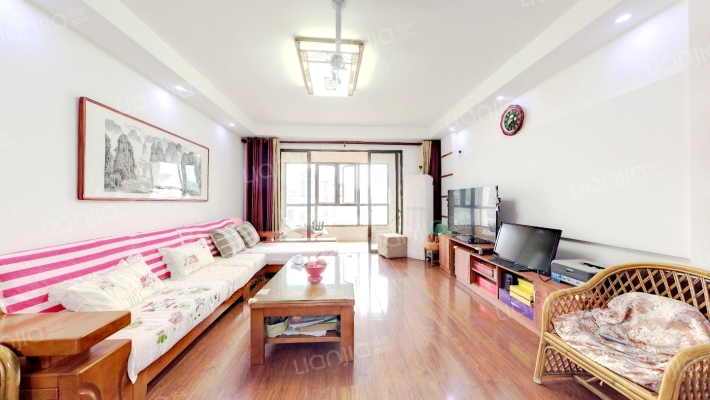 绿地悦城E区二手房实景图