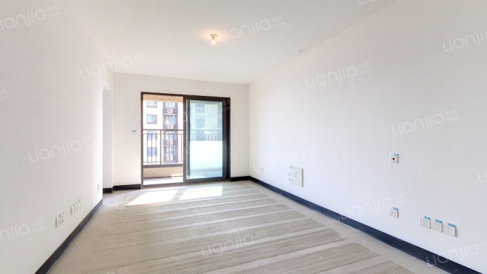 融创城开龙府2号院二手房实景图