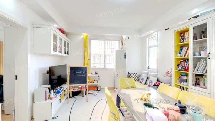 莺虹苑二手房实景图