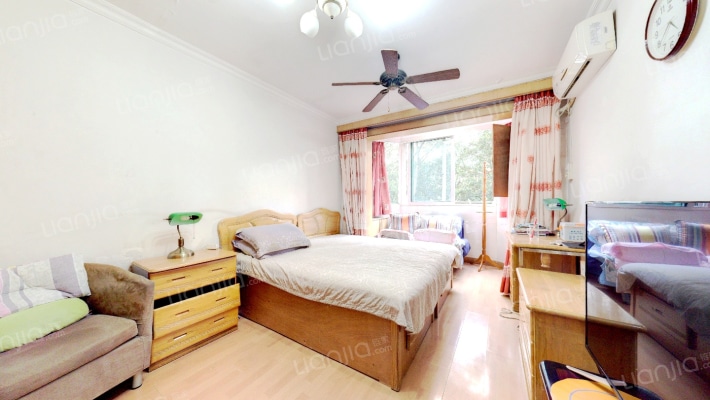 茅台新苑二手房实景图