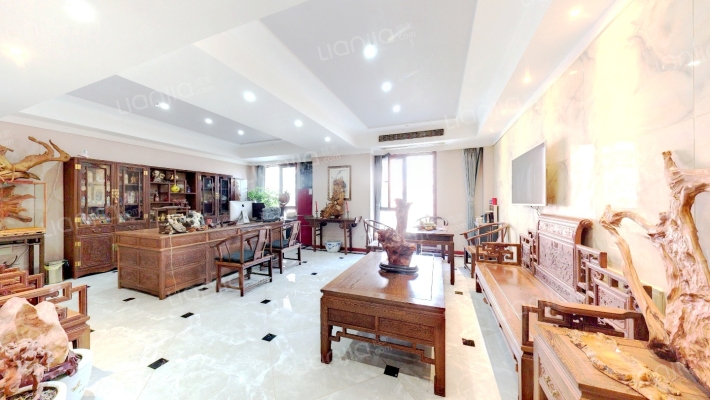 绿地缤纷广场二手房实景图