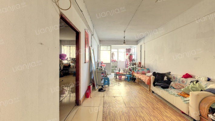 龙庭大厦二手房实景图