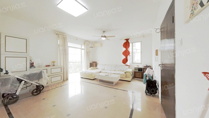 珠海新世界海滨花园二手房实景图