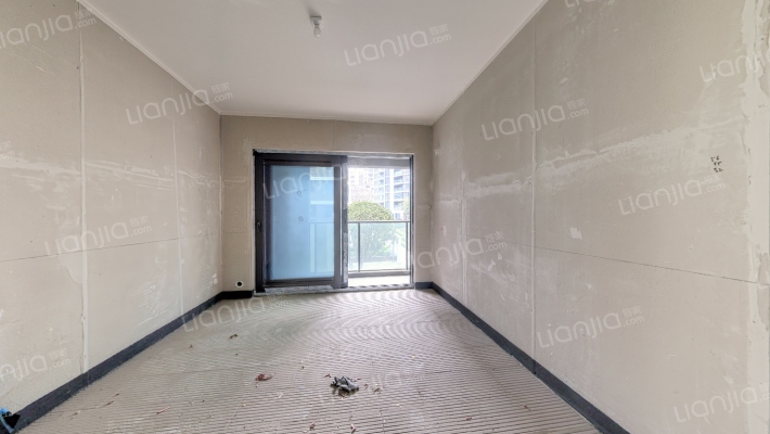 融创玖御南滨二手房实景图