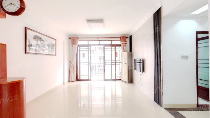 龙日花苑BC区二手房实景图