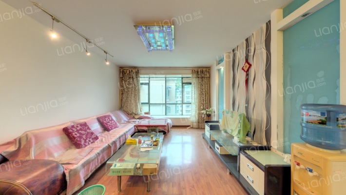 碧玉园二手房实景图