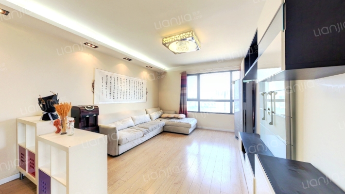 21世纪国际公寓东区二手房实景图