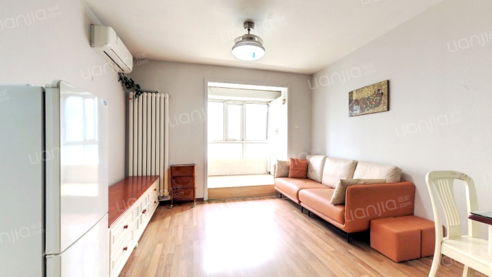 炫特嘉园三期二手房实景图