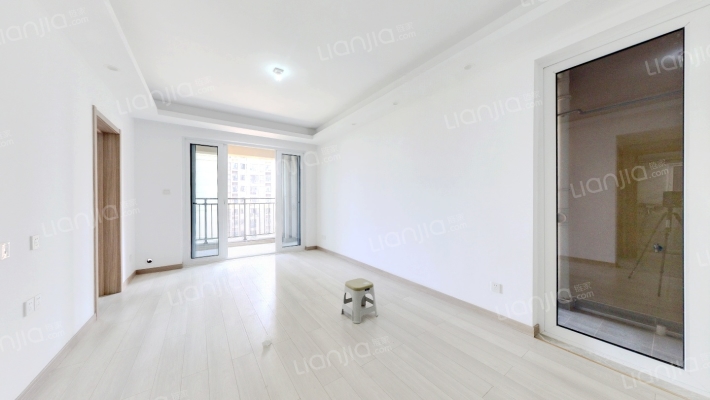 联投龙湾三期二手房实景图