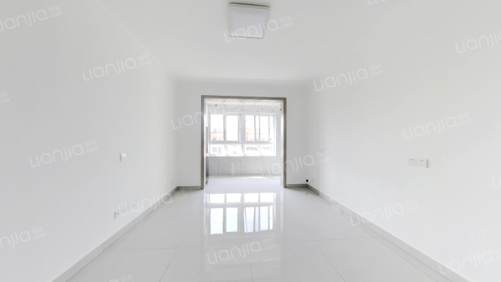 湖韵怡居B区二手房实景图