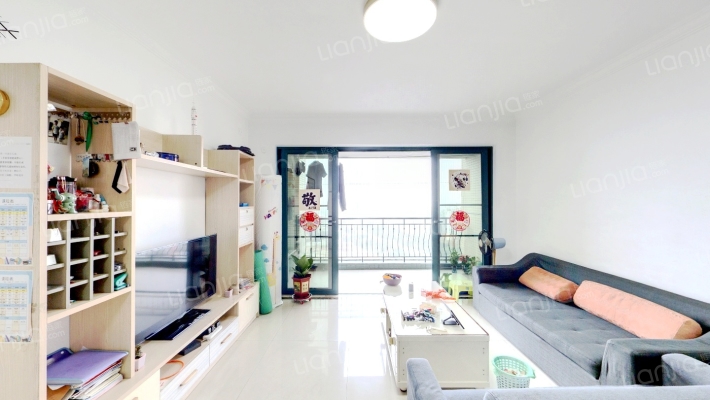 金碧领秀国际二手房实景图