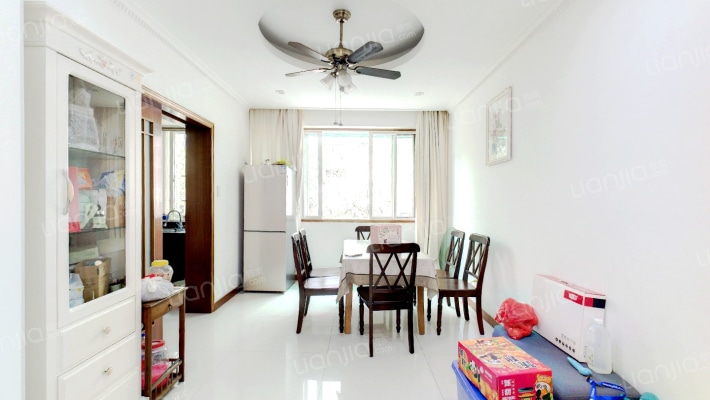 金盾花园二手房实景图