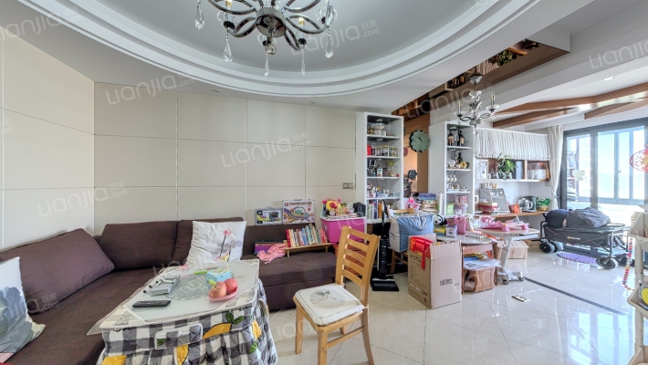 朗郡庭园二手房实景图