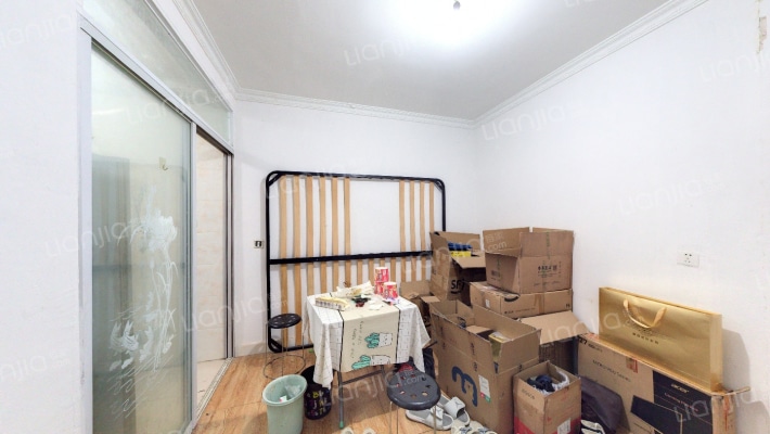 东横山二手房实景图