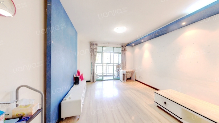 浪琴湾二手房实景图