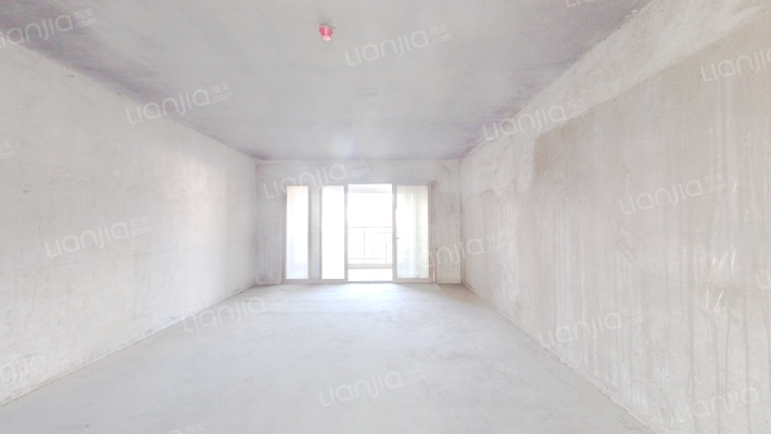 依云水岸二期二手房实景图