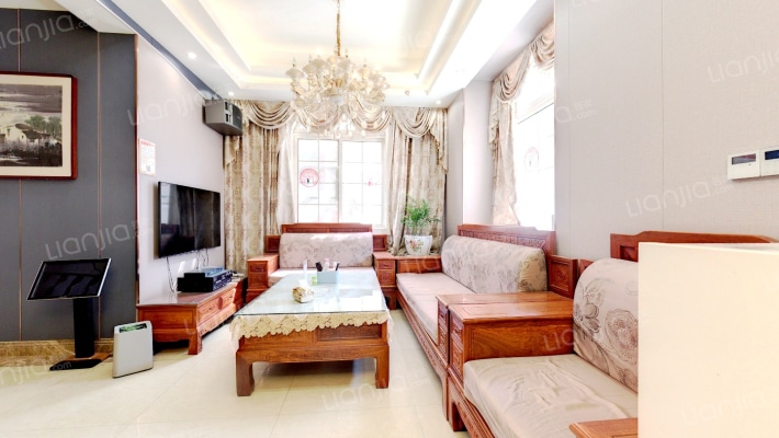 世纪花苑二手房实景图