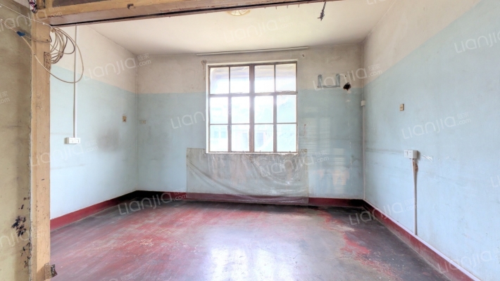 新华三村二手房实景图