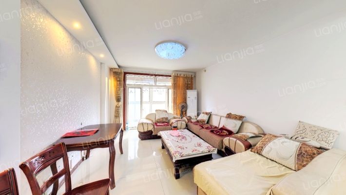 水岸豪庭二手房实景图