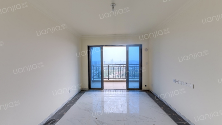 碧桂园卓越协信天际二手房实景图